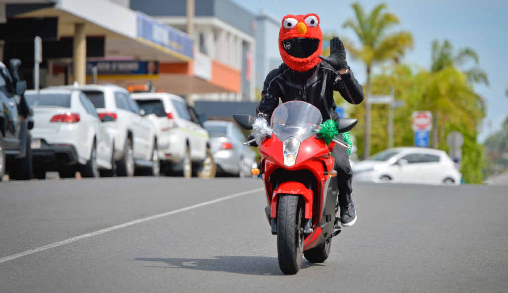 Elmo bike clearance helmet