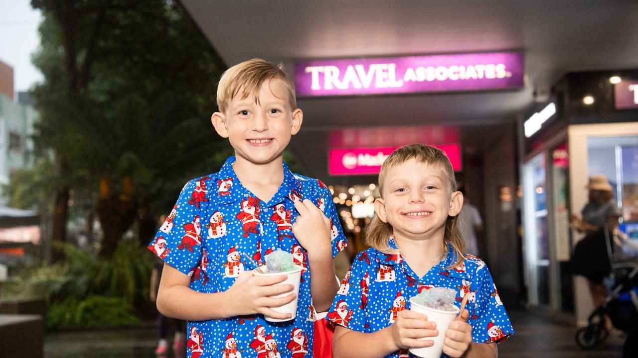 Townsville City Council Turn On Christmas Tree In 2022 The Courier Mail