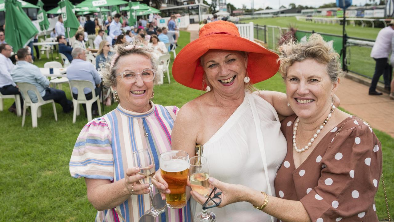 2024 Mort and Co King of the Mountain horse race at Clifford Park | photos