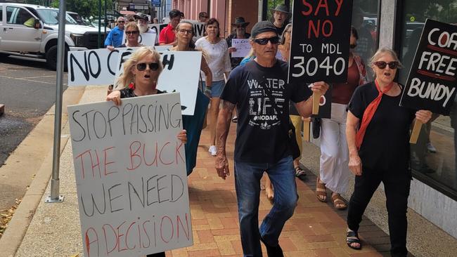 Protest against Fox Resources plan to open new coal mine on March 1 at Buss Park. Source: Coal Free Bundaberg.