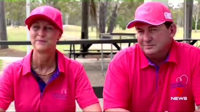 Finlay family host 'pink stumps' breast cancer fundraiser (7NEWS)