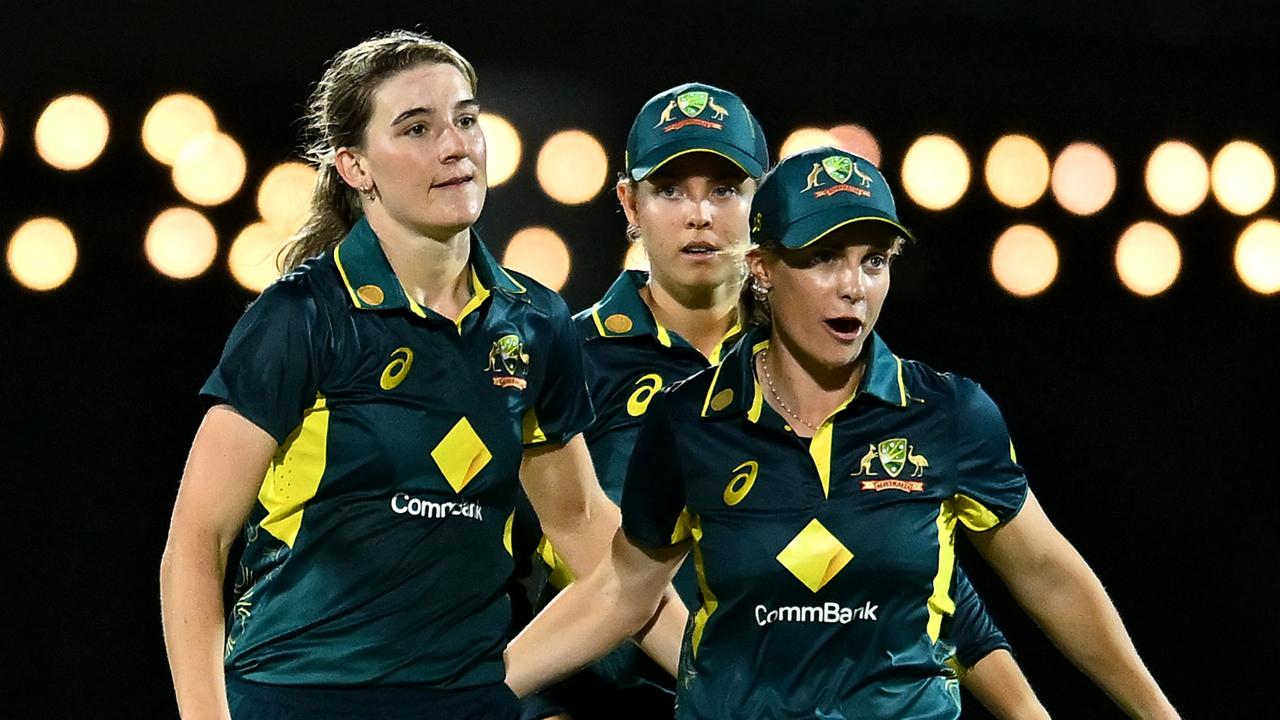 Australians dust off cobwebs and rediscover destructive best ahead of Women’s T20 World Cup