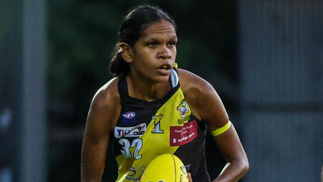 Tshinta Kendall playing for the Nightcliff Tigers in the 2024-25 NTFL season. Picture: Celina Whan / AFLNT Media