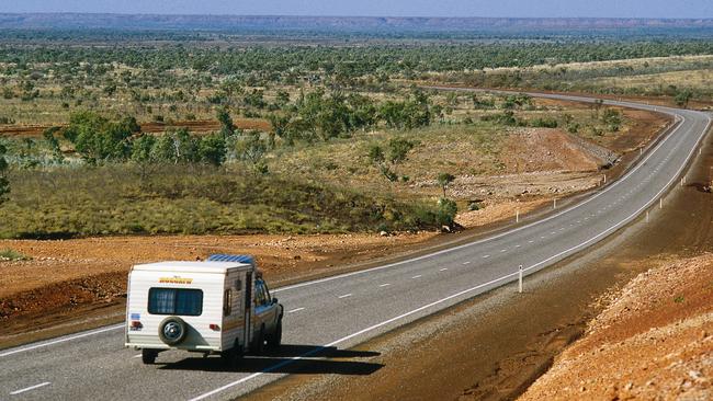 Caravan park operators say a small wave of interstate tourists have already started to arrive in Alice Springs after NT’s quarantine rules eased on Monday.