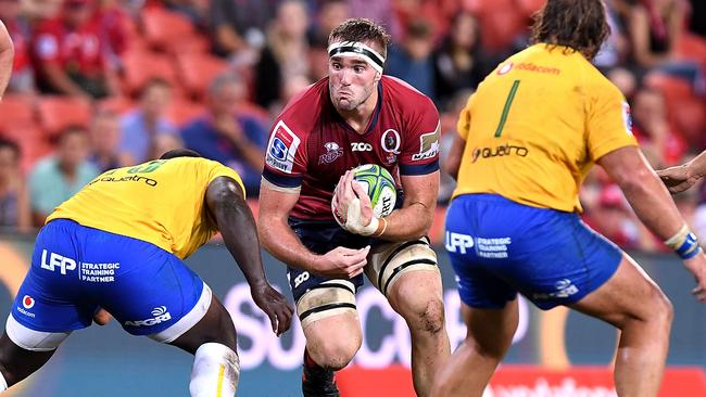 Reds forward Izack Rodda takes on the Bulls defence.