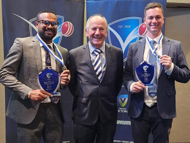 VSDCA Holden Medallists Sahan Perera and Glen Parker with chairman Phil O'Meara (centre)