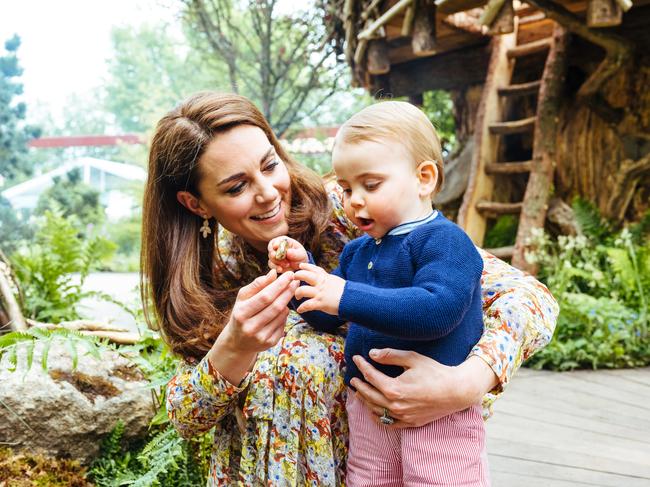 Catherine, Duchess of Cambridge and Prince Louis in the Adam White and Andree Davies co-designed garden ahead of the RHS Chelsea Flower Show, May 19, 2019. Picture: Matt Porteous/Kensington Palace via Getty Images