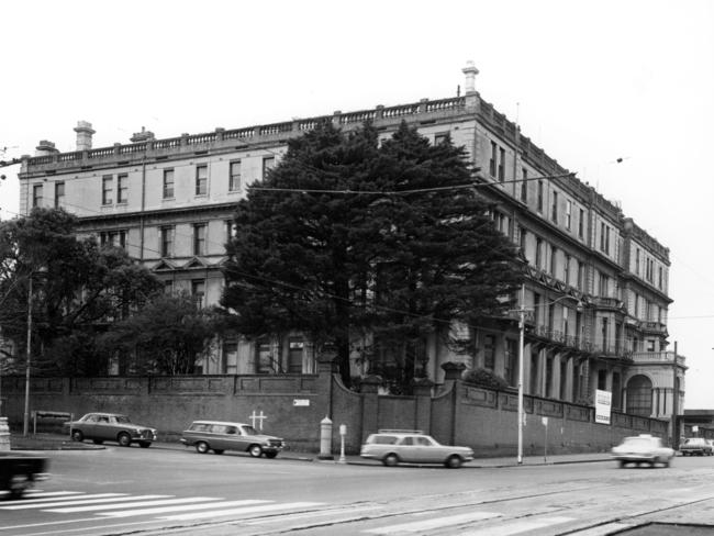 The Cliveden mansions on the corner of Wellington Parade and Clarendon St, East Melbourne. Picture: Herald Sun Image Library/ ARGUS