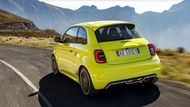 2023 Abarth 500e