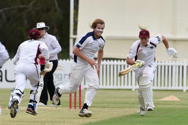Cricket Gold Coast’s Kookaburra Cup. Day two between Mudgeeraba Nerang and Burleigh at Nerang RSL Oval. Mudgeeraba bowler McKenzie Barclay in action. Picture: Steve Holland.