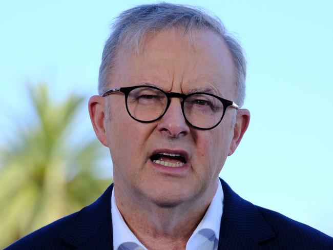 GEELONG, AUSTRALIA - NewsWire Photos JANUARY 7, 2023:  Australian Prime Minister Anthony Albanese gives a press conference in Geelong. Picture: NCA NewsWire / Luis Enrique Ascui