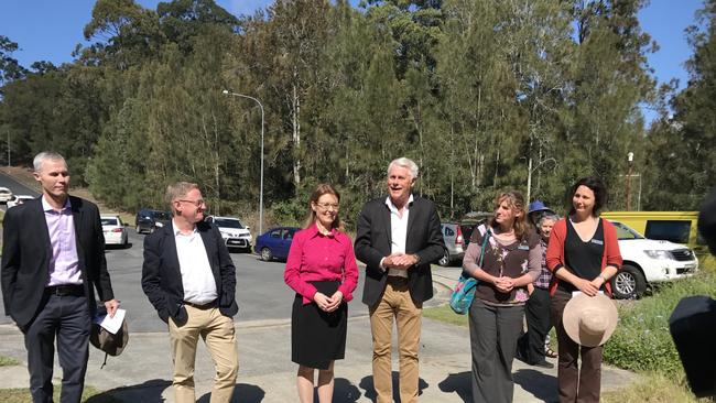 David Oxenham from Tweed Shire Council, the Hon Ben Franklin MLC, Geoff Provest MP, Minister for the Environment the Hon Gabrielle Upton, Tweed Mayor Katie Milne, Tweed Councillor Chris Cherry.