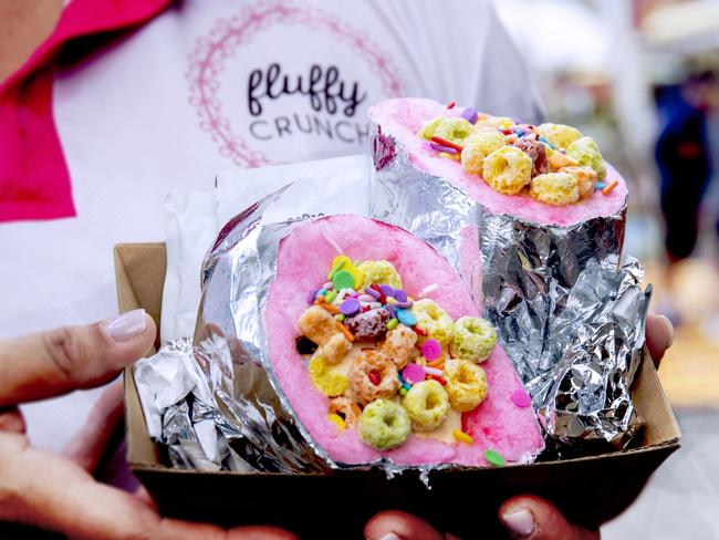 EAT STREET + Easter Show  Sweets 2021 - Fluffy Crunch - fairy floss flurrito, photo - Jenifer Jagielski