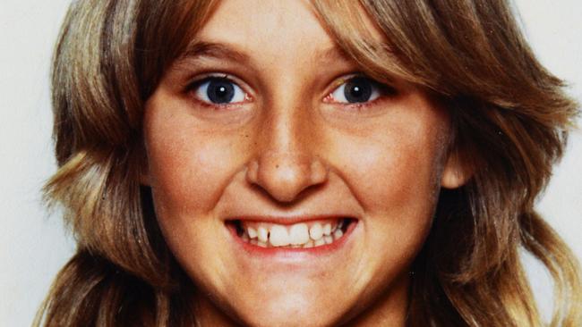 Annette Mason's badly beaten and partly naked body was found on November 19, 1989, concealed underneath a doona.