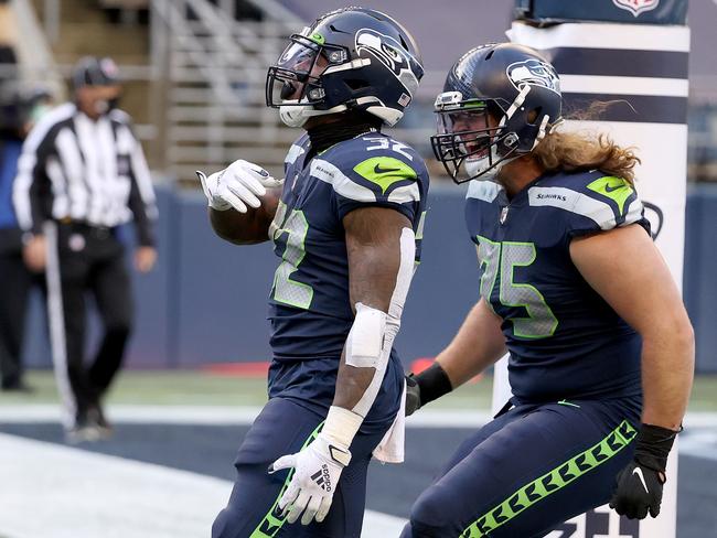 Chad Wheeler (right) is no longer with the Seahawks.