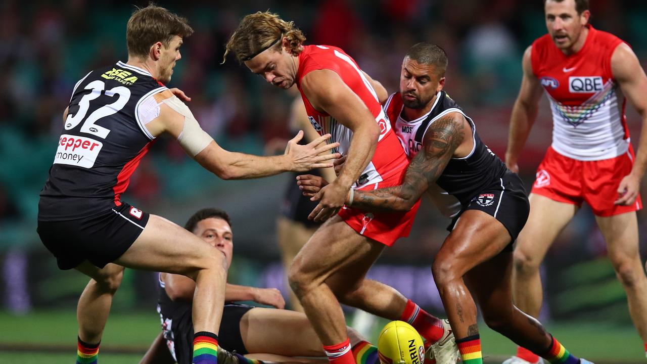 ‘Error after error’: 120-year Swans first as opening quarter leaves AFL world stunned