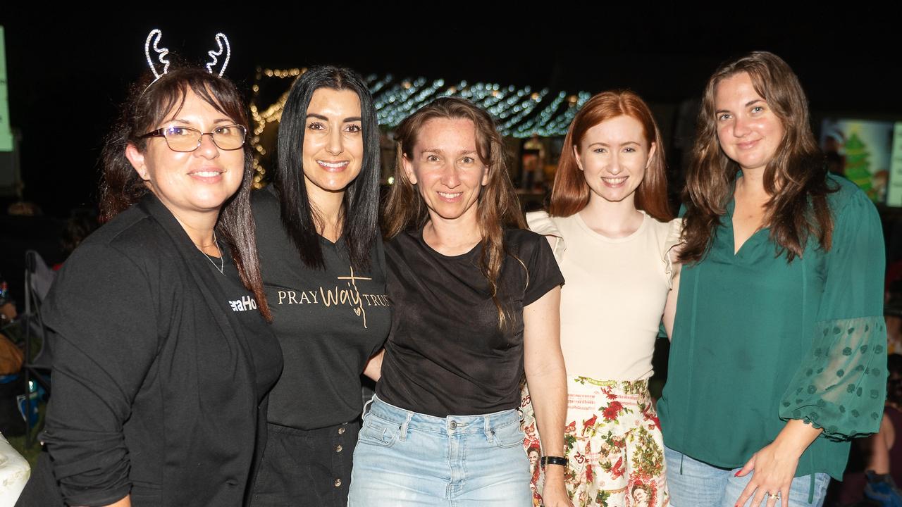 Georgie Grace Carter, Nathenea MacRae, Illona Kilsdonk, Brittney Whittington and Teila Cahill at Habana Carols Under the Stars 2023. Saturday 23 December 2023 Picture:Michaela Harlow