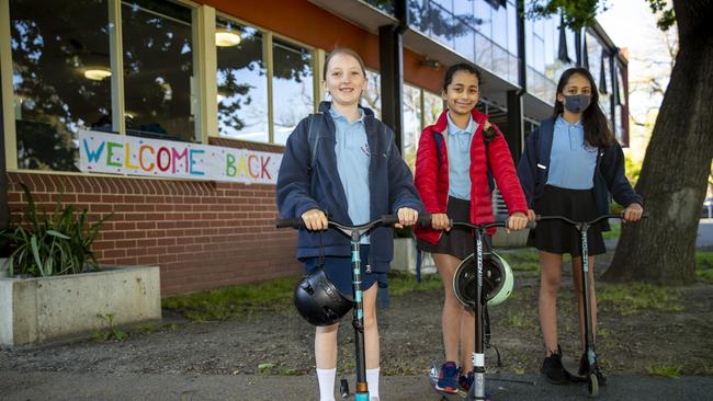 Friends, Ilaria 11, Mia, 12, and Alegra, 10, arriving at school on Monday morning. Picture: Wayne Taylor