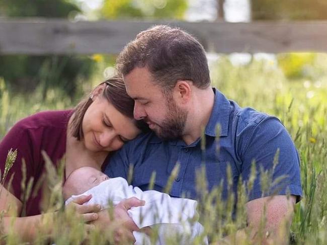 Billie Garey with her mum Rhianna and dad Sam. Picture: Supplied.