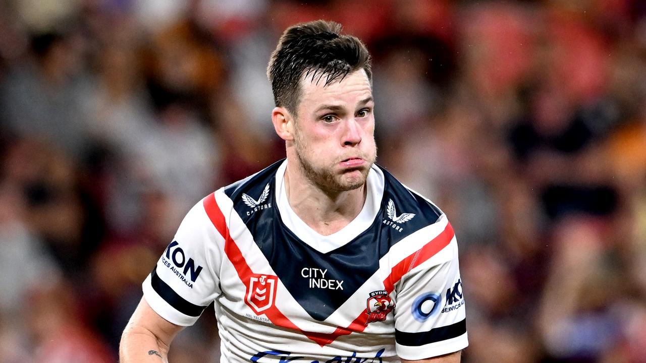 BRISBANE, AUSTRALIA - APRIL 08: Luke Keary of the Roosters in action during the round five NRL match between the Brisbane Broncos and the Sydney Roosters at Suncorp Stadium, on April 08, 2022, in Brisbane, Australia. (Photo by Bradley Kanaris/Getty Images)
