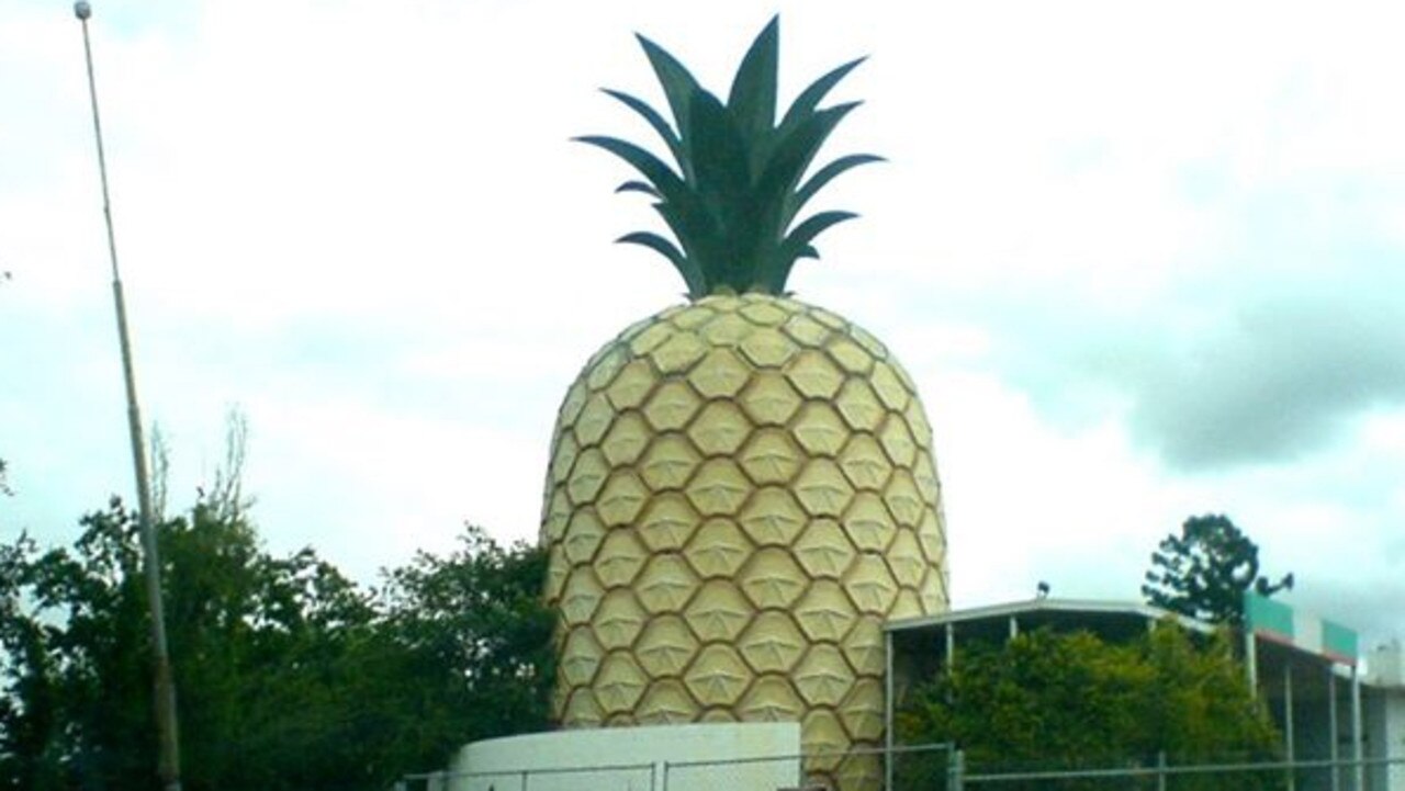 The pineapple dominated the skyline for more than 30 years, with travellers along the Bruce Hwy often mistaking it for its more famous southern competition.