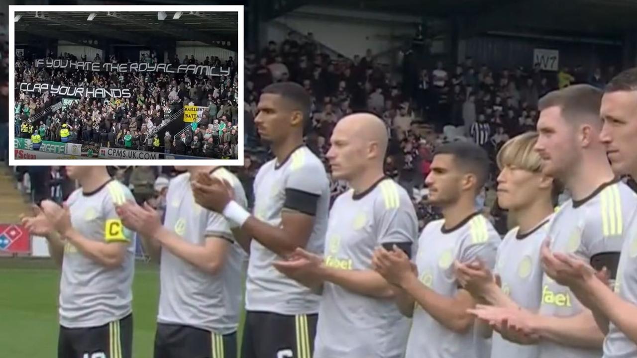 Fans hijacked the minute of applause. Photo: Fox Sports