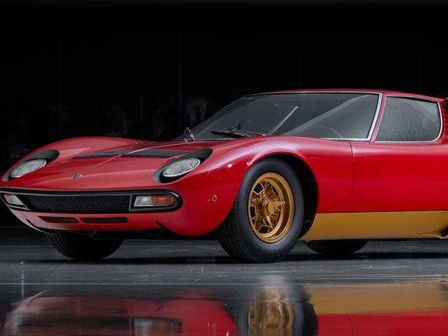 the 1972 Lamborghini Miura P400 SV for John Connolly’s column this weekend. images courtesy of RM Sotheby’s.