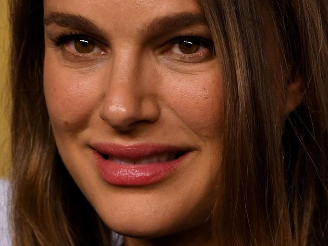 Actress Natalie Portman arrives for the 89th Annual Academy Awards Nominee Luncheon at The Beverly Hilton Hotel in Beverly Hills, California on February 6, 2017. / AFP PHOTO / Mark RALSTON