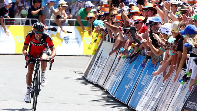 Tour Down Under - Stage 5 - McLaren Vale to Willunga Hill. Richie Porte storms towards another victory at Willunga Hill. Photo Sarah Reed