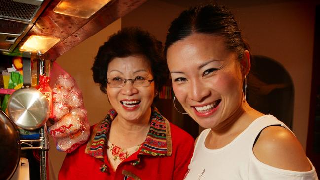 Poh Ling Yeow with mother Christina in 2009.