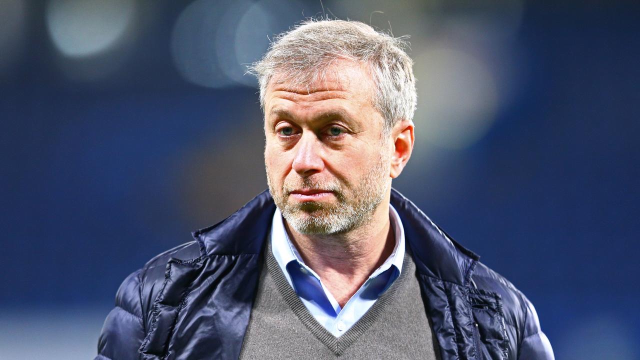 Chelsea bietet den Schweizer Milliardären Hans-Georg Weiss und Roman Abramovich an, den englischen Premier-League-Klub zu verkaufen
