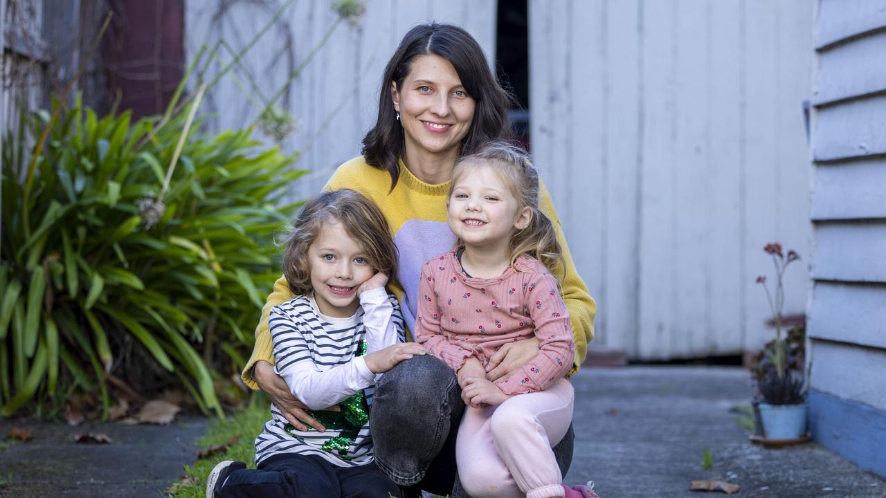 Erin Lisk vaccinated her kids Emitt, 5, and two-year-old Beatrice, 2, against the flu this year. Picture: Wayne Taylor