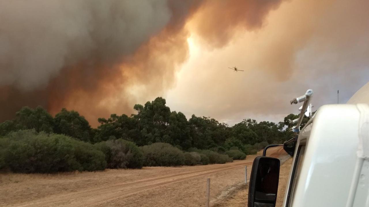 A CFS crew tackles the Cherry Gardens bushfire. Picture: Stirling Country Fire Service