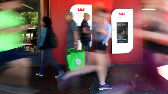 Westpac has quietly kept its ‘introducer’ program running. Picture: Kelly Barnes/AAP