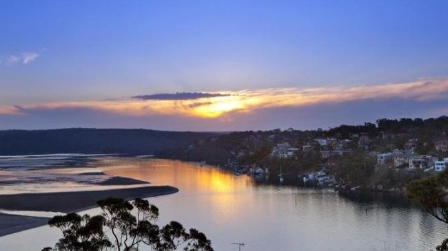 Lavish views at Cranston’s former Burraneer property in Matthew Flinders Pl.