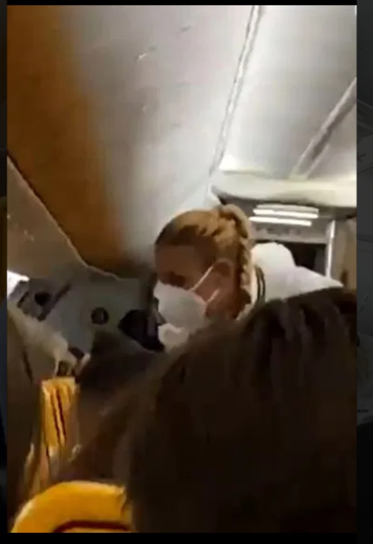 The area around the infected passenger and his friend was cleaned. Picture: Twitter/@fionnmurphy10