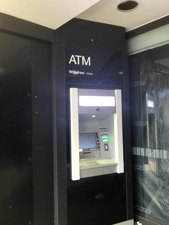 The only surviving ATM at the Commonwealth Bank, Pendle Hill.