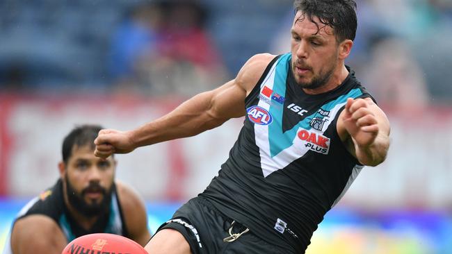 Travis Boak is unstoppable in China. Picture: AAP Images