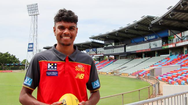 Wanderers junior Lloyd Johnston has been added to the Gold Coast Suns list as a rookie. Picture: Tarah Harris / AFLNT Media