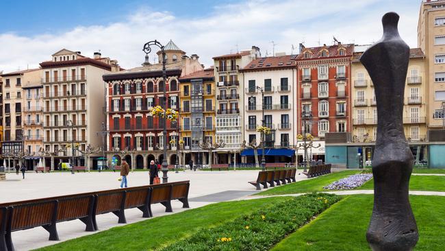 Plaza del Castillo in Pamplona, Navarre, Spain Photo: Ian Dagnall / Alamy.