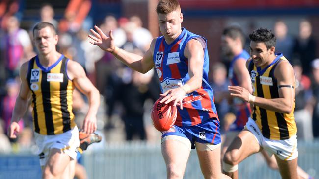 Damian Mascitti takes a kick for Port Melbourne in 2014. Picture: Chris Eastman