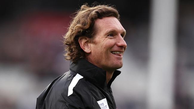 MELBOURNE. 26/06/2022..   AFL Round 15 .  Collingwood vs GWS Giants at the MCG.  GWS assistant coach James Hird pre game  . Photo by Michael Klein