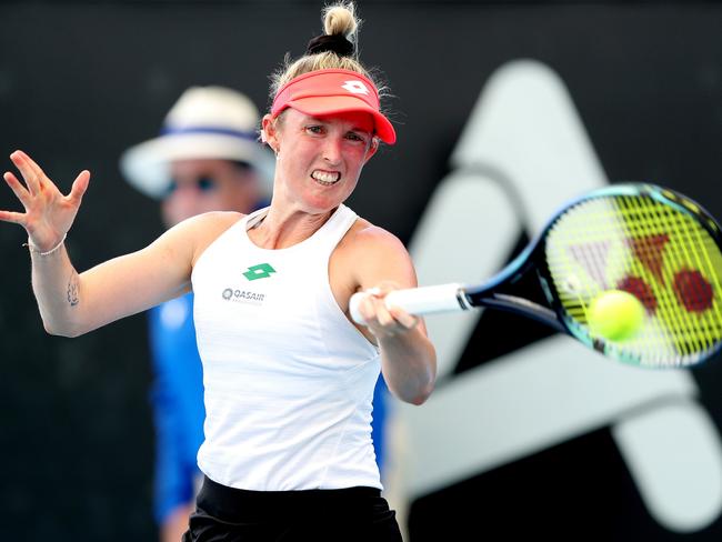 ADELAIDE, AUSTRALIA - JANUARY 11: Storm Sanders of Australia in action against  Jasmine Paolini of Italy during day three of the 2022 Adelaide International at Memorial Drive on January 11, 2022 in Adelaide, Australia. (Photo by Sarah Reed/Getty Images)