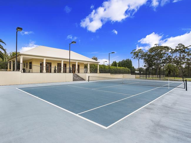 Bec and Lleyton Hewitt’s mansion for sale: Kenthurst home expected to ...