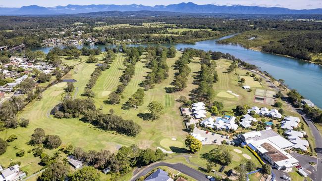 C.ex Urunga Golf Club.