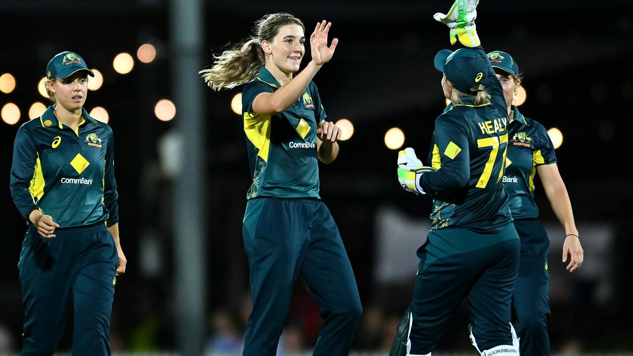 Annabel Sutherland is such a weapon for Australia. Picture: Albert Perez/Getty Images)