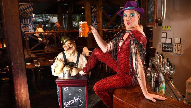 Hans: Like A German – The Cabaret Star Set To Tour And Spread