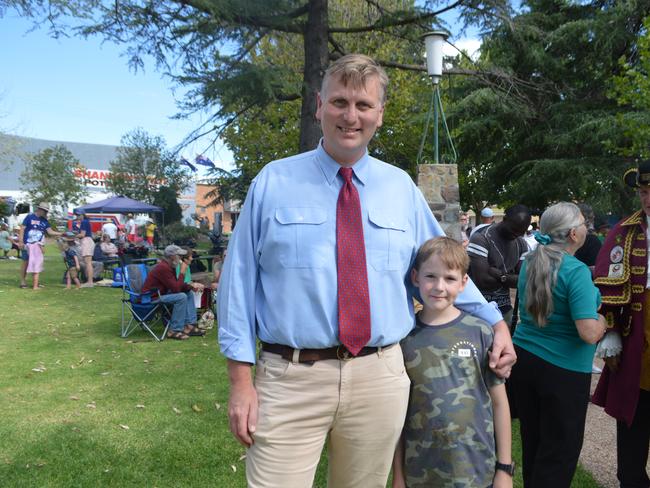 State member James Lister with his son Jeremy at the 2021 Stanthorpe Australia Day festivities. (Photo: File)