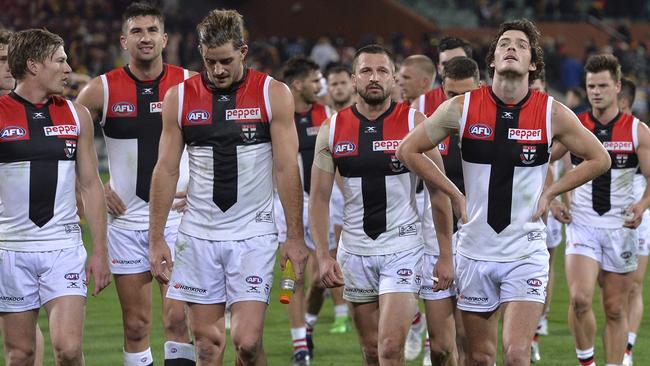 St Kilda players. (AAP Image/David Mariuz)