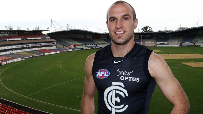 Chris Judd signed with Carlton, with a lucrative deal with Visy coming on top of his salary.